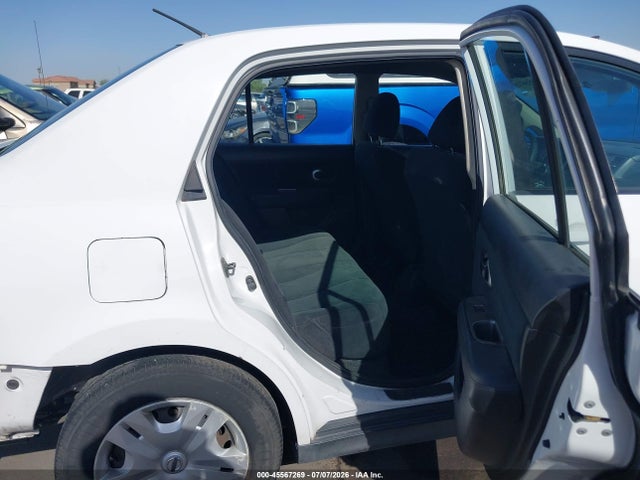 صورة 8 لـ 2011 Nissan VERSA 1.8S