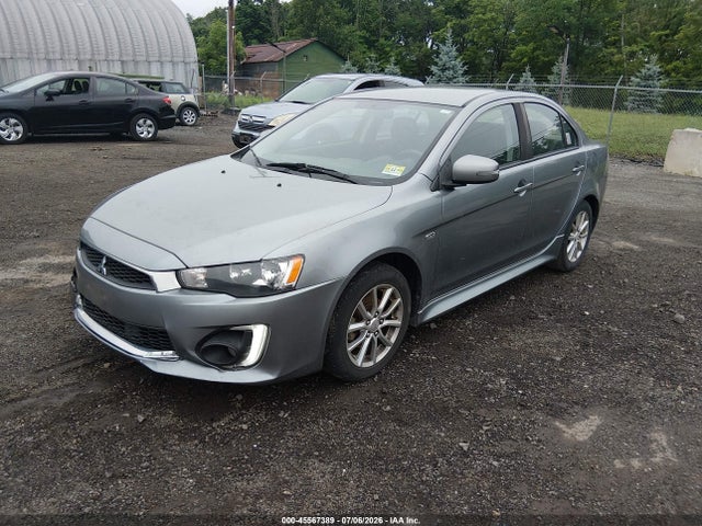 2016 Mitsubishi LANCER ES 照片 2