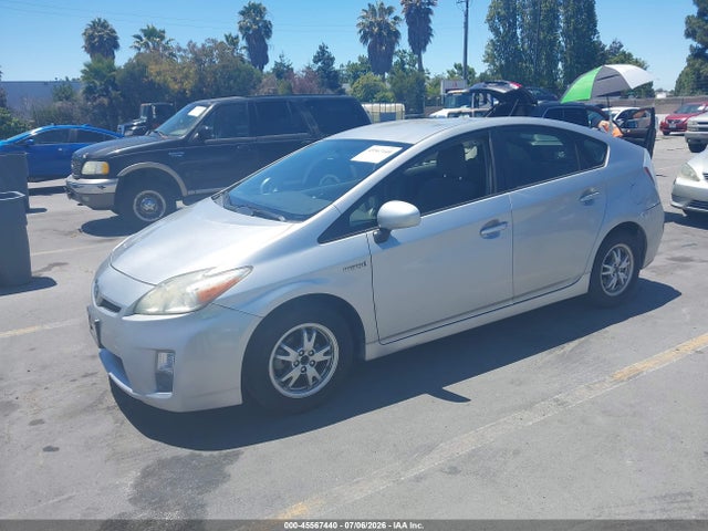 2011 Toyota PRIUS TWO — фото 2