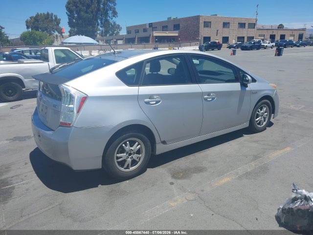 2011 Toyota PRIUS TWO — фото 4