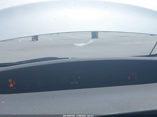 2011 Toyota PRIUS TWO — фото 7