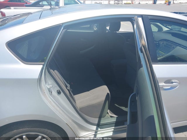 2011 Toyota PRIUS TWO — фото 8