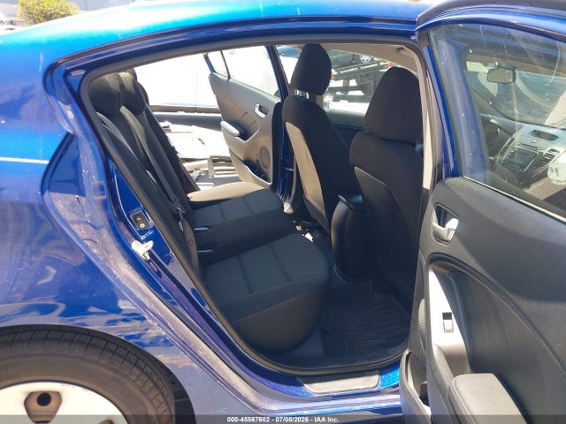 2017 KIA FORTE LX photo 8