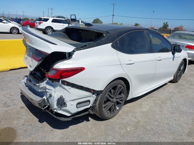 2026 Toyota CAMRY XSE 照片 4