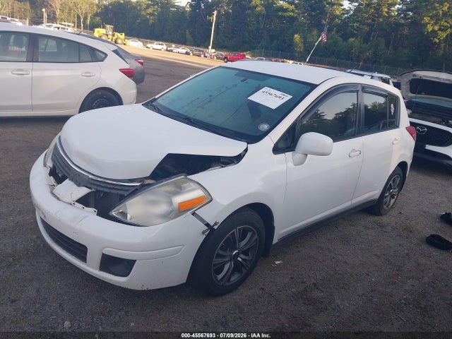 2008 Nissan VERSA 1.8 S photo 2