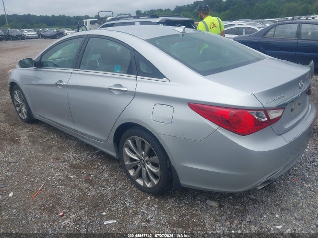 2013 Hyundai SONATA SE — фото 3