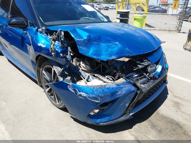 صورة 6 لـ 2019 Toyota CAMRY XSE V6
