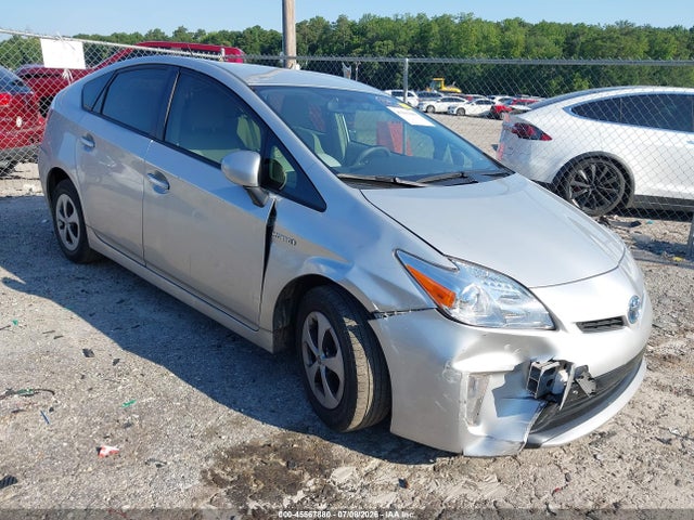 2015 TOYOTA PRIUS TWO