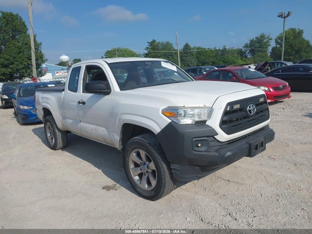 2017 TOYOTA TACOMA SR