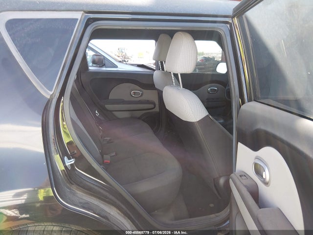صورة 8 لـ 2015 KIA SOUL