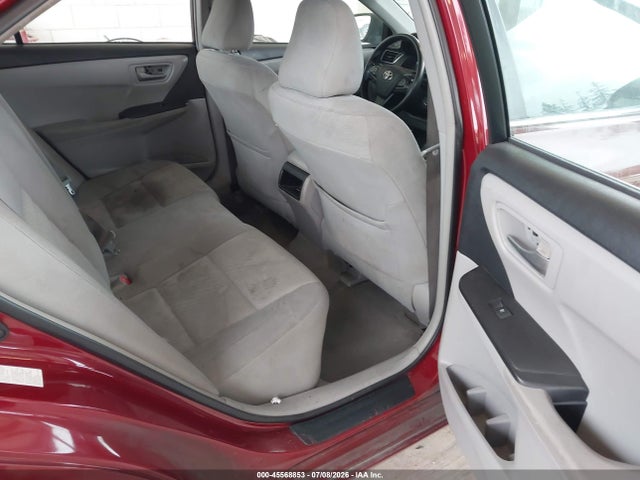 صورة 8 لـ 2016 Toyota CAMRY LE