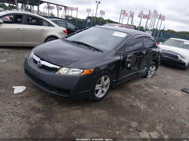 2011 Honda CIVIC LX — фото 2