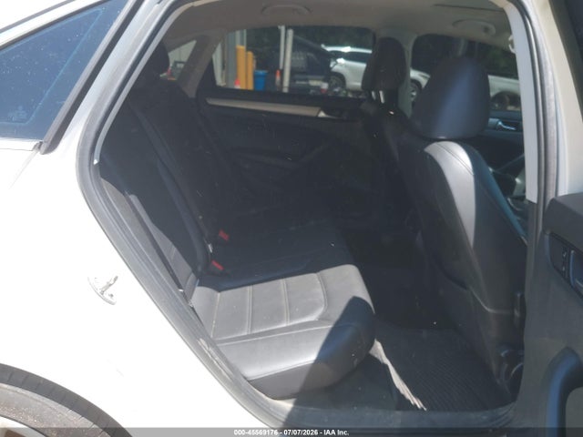صورة 8 لـ 2014 Volkswagen PASSAT 1.8T SE