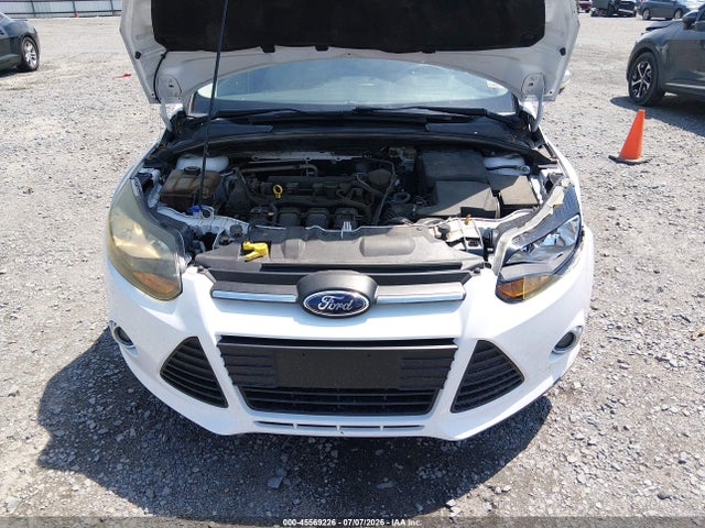 2014 FORD FOCUS SE 照片 10