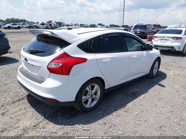2014 FORD FOCUS SE 照片 4