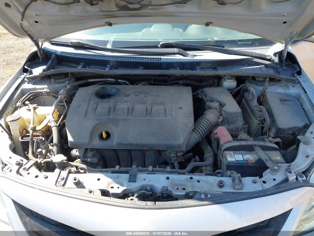 2012 Toyota COROLLA LE photo 10