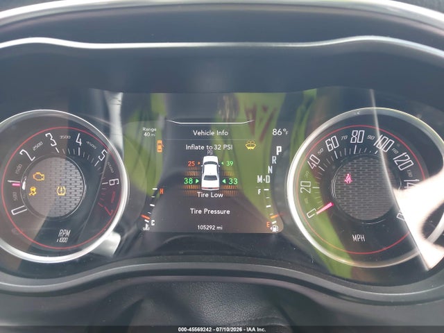 2018 Dodge CHALLENGER SXT thumbnail 7