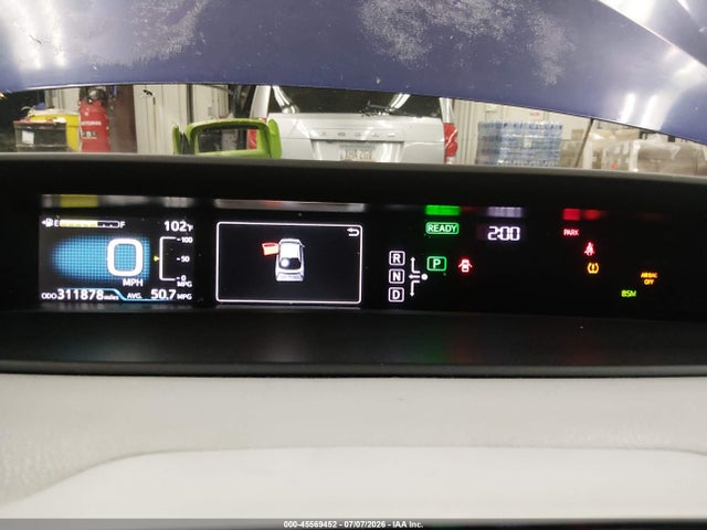 صورة 7 لـ 2018 Toyota PRIUS THREE