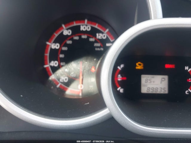 صورة 7 لـ 2011 Toyota MATRIX