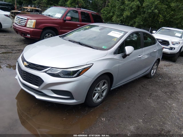 2018 Chevrolet CRUZE LT AUTO 照片 2