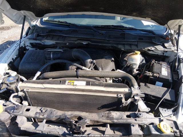 2016 RAM 1500 SLT — фото 10