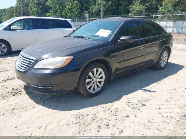 صورة 2 لـ 2012 Chrysler 200 TOURING