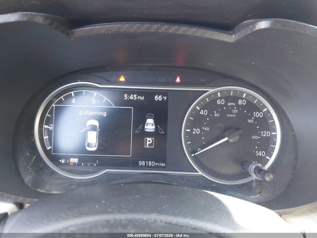 صورة 7 لـ 2021 Nissan VERSA SV XTRONIC CVT