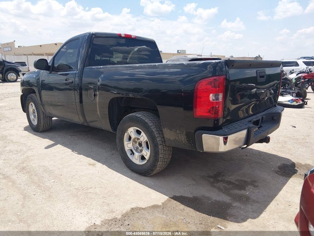 2011 Chevrolet SILVERADO 1500 LT — фото 3