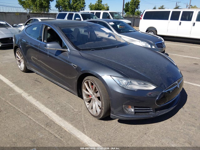2015 TESLA MOD 85D/P85D