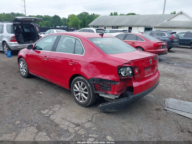 صورة 3 لـ 2010 Volkswagen JETTA SE