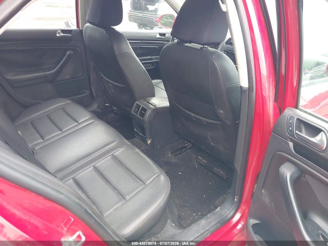 صورة 8 لـ 2010 Volkswagen JETTA SE