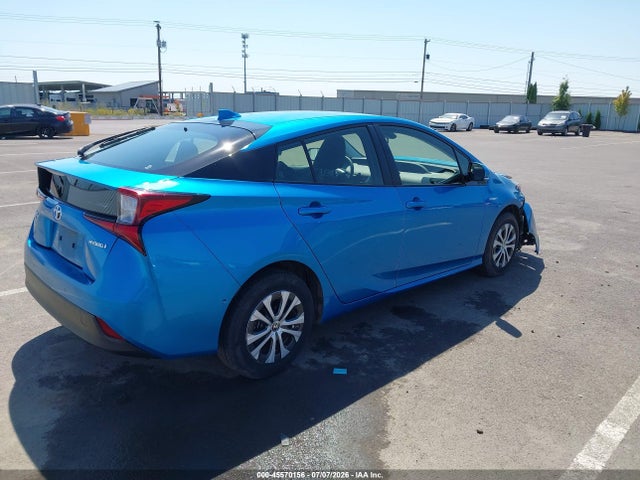 2019 TOYOTA PRIUS LE 4