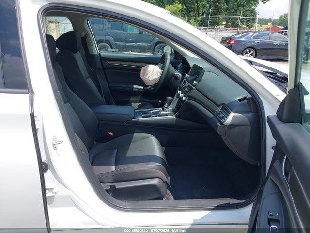 2020 Honda ACCORD LX photo 5