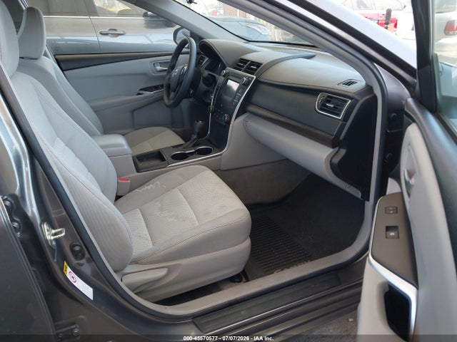 صورة 5 لـ 2016 Toyota CAMRY LE