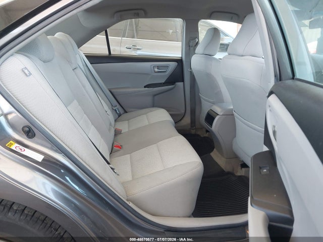 صورة 8 لـ 2016 Toyota CAMRY LE