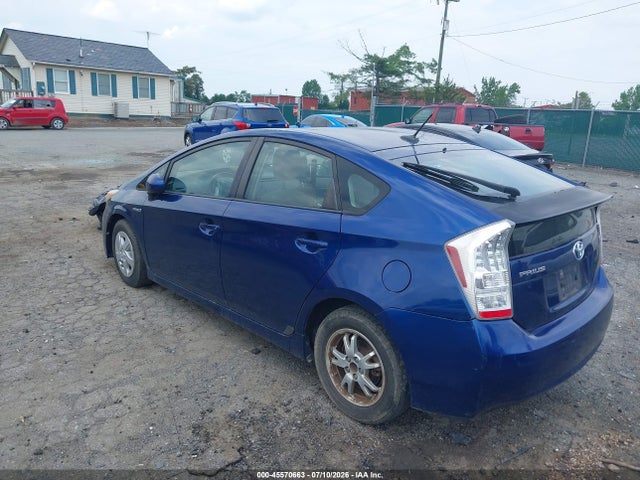 2010 Toyota PRIUS II — фото 3