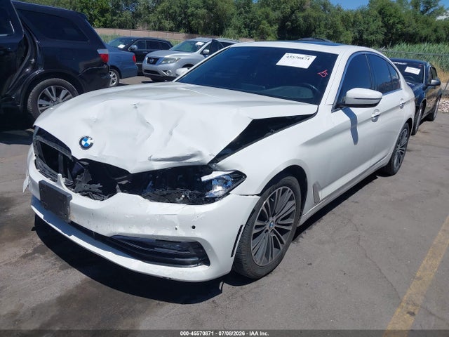2017 BMW 530I 照片 2