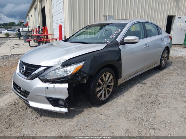 2016 Nissan ALTIMA 2.5 SV — фото 2