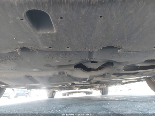 2015 Toyota PRIUS THREE thumbnail 21