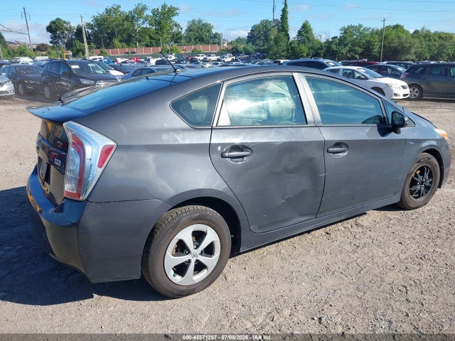 2014 Toyota PRIUS TWO 照片 4