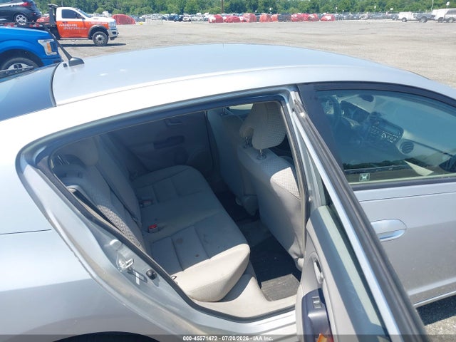 2010 Honda INSIGHT LX — миниатюра 8