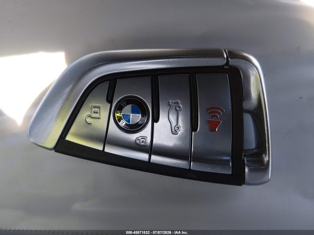 2018 BMW 530E IPERFORMANCE — миниатюра 11