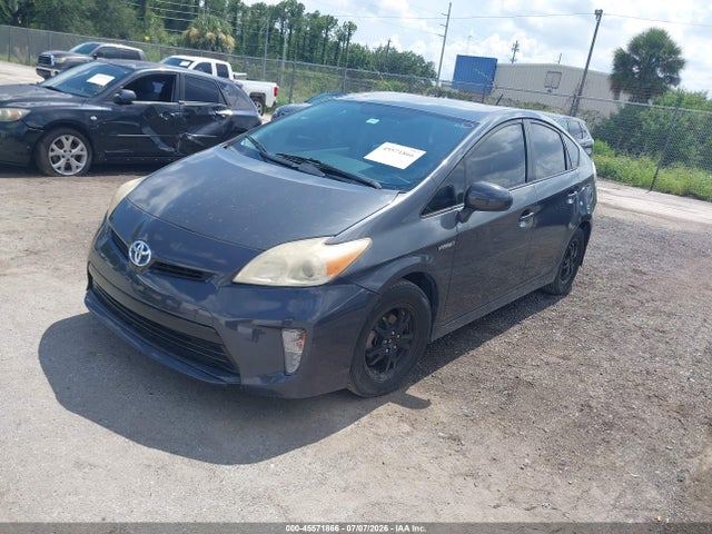 2012 Toyota PRIUS TWO — фото 2