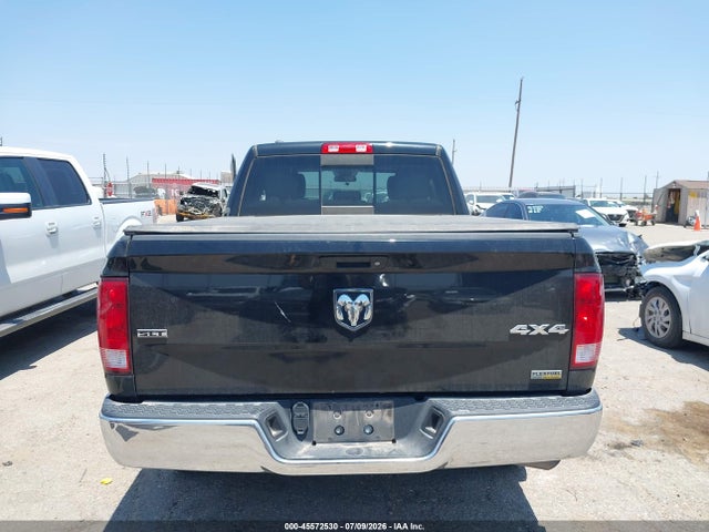 2017 RAM 1500 SLT 4X4 6'4 BOX 16