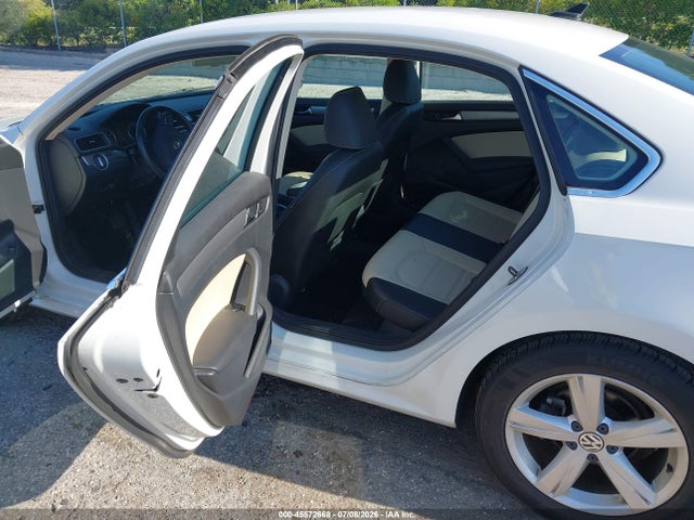 صورة 8 لـ 2014 Volkswagen PASSAT 1.8T SE