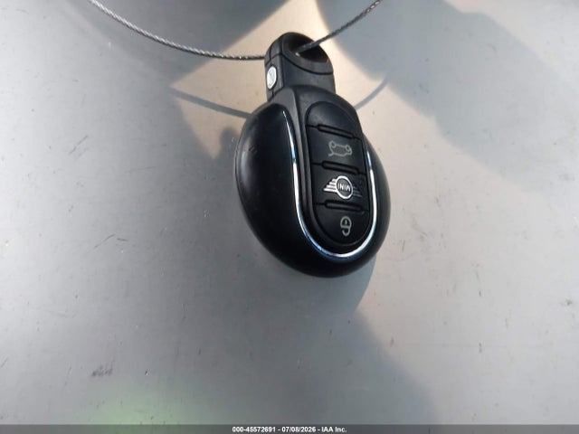 2020 MINI CONVERTIBLE COOPER S — миниатюра 11