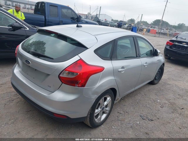 2014 FORD FOCUS SE — фото 4