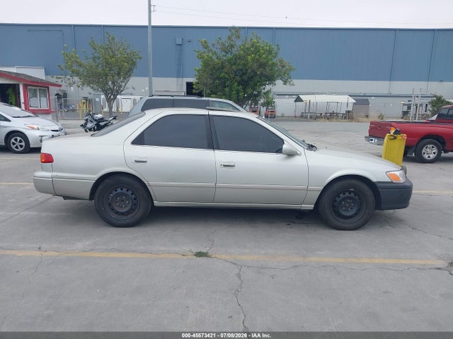 2000 Toyota CAMRY LE thumbnail 13