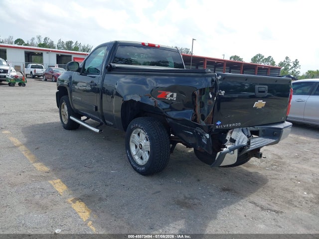 2009 Chevrolet SILVERADO 1500 LT — миниатюра 3