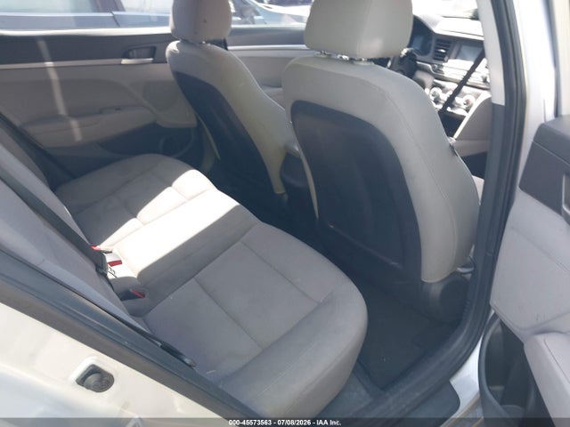 صورة 8 لـ 2019 Hyundai ELANTRA SE